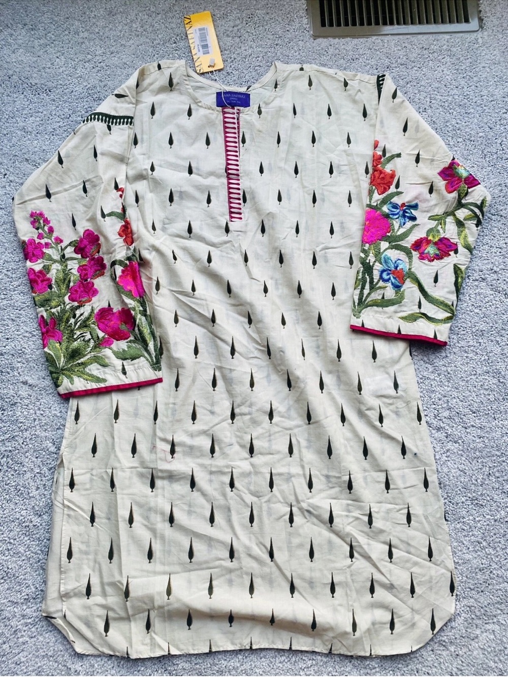 sana safinaz shalwar kameez/Pakistani Designer Embroidered Floral Sleeve Kurta